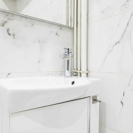 Cosy - 1br 4p - Near Champs-elysees 아파트 *