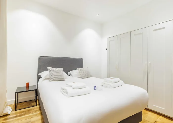Cosy - 1br 4p - Near Champs-elysees 아파트 *